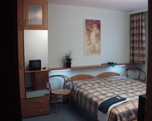 Otel Smaragd 3*