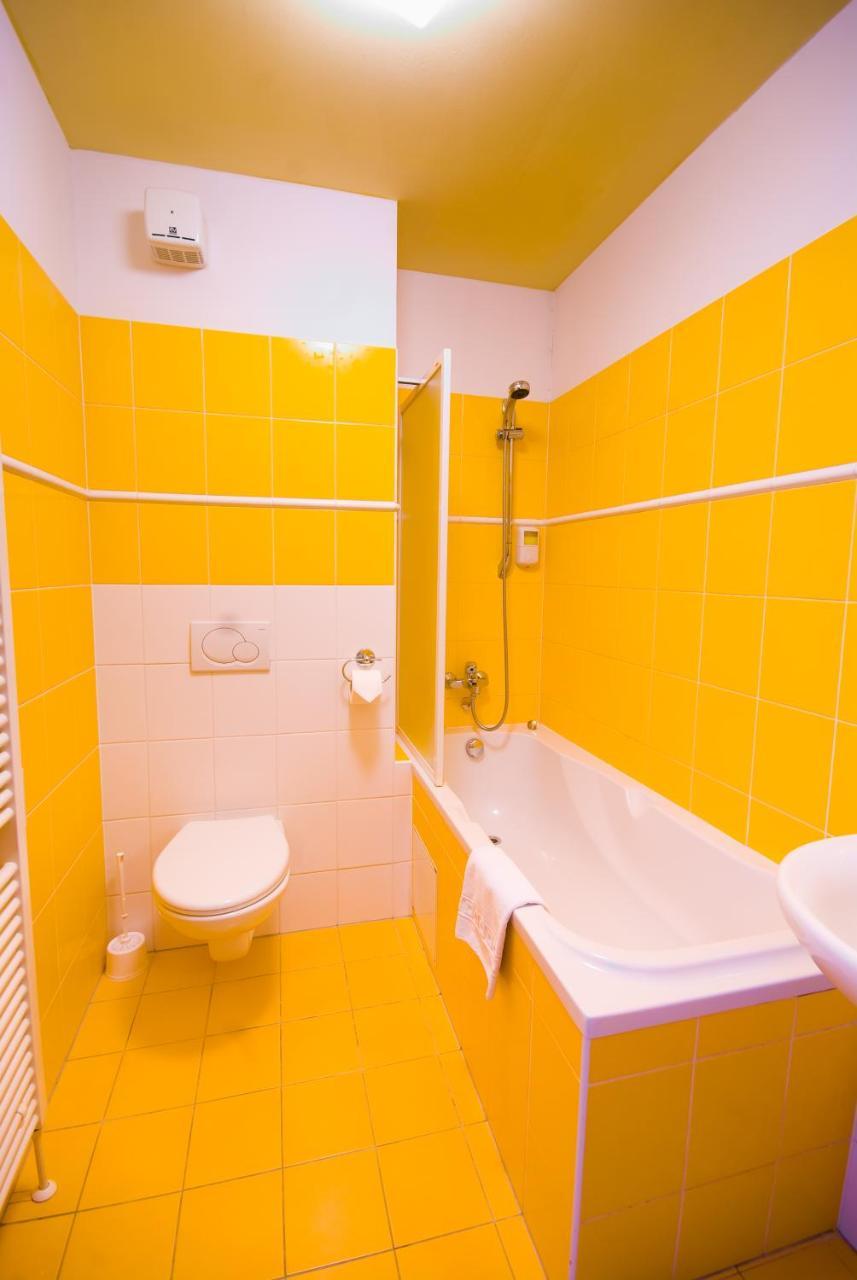 Otel Smaragd